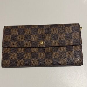 Louis Vuitton Damier Ebene wallet